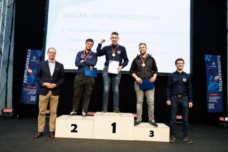 v.l.n.r.: Sektionschef Mag. Georg Konetzky/BMAW, Johannes Gstrein/Platz 3, René Steinkellner/Platz 1, Jonas Widmann/Platz 2, Herbert Gabauer/Experte