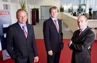 Wollen mit TiSUN bis 2008 unter die Top 5 der Solarthermiebranche in Europa (v.l.n.r.): Arnold Teufel, Gerhard Schwarz und Robin Welling.